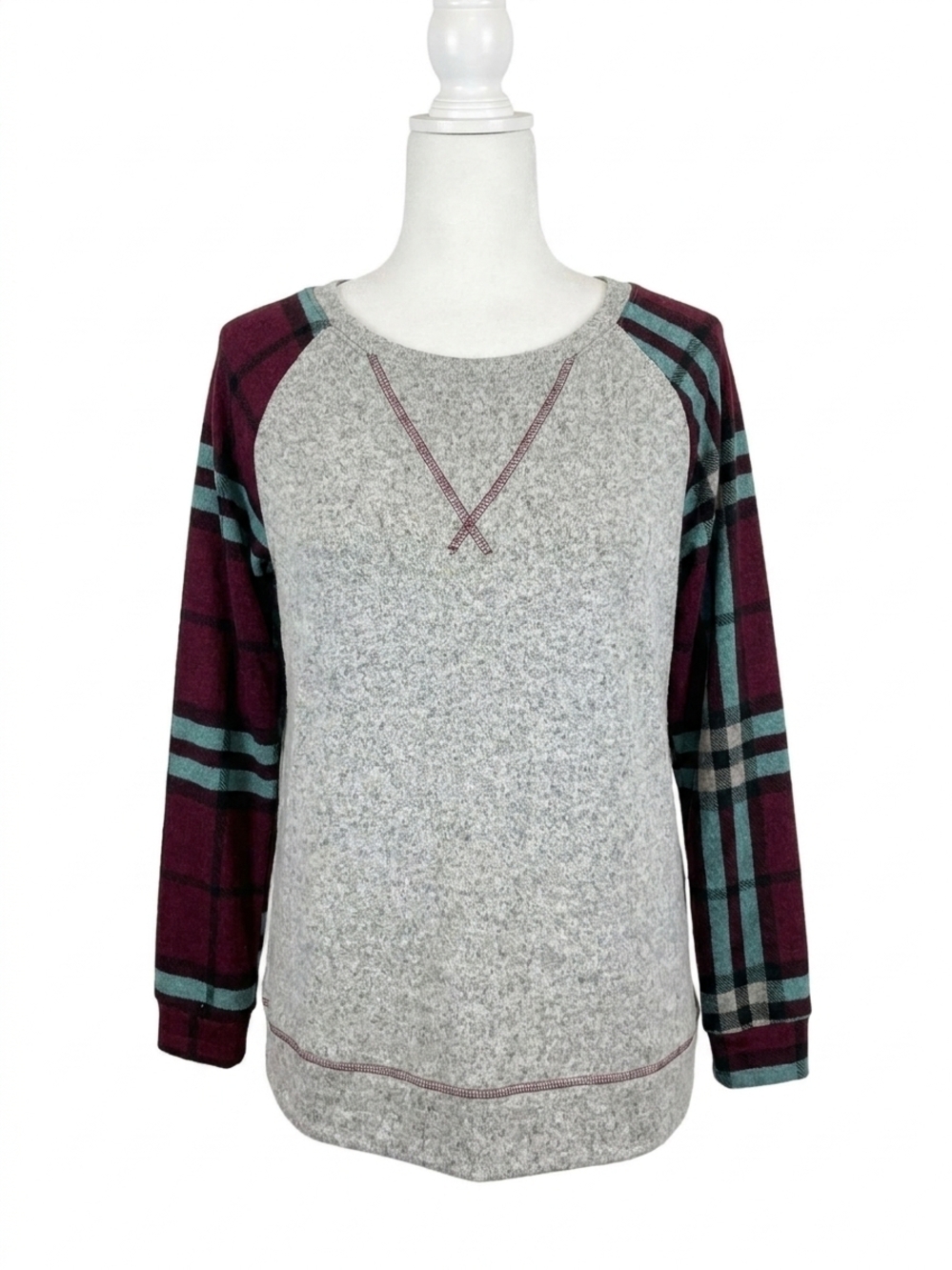 NEW HONEYME plaid long sleeve top in burgundy/mint
